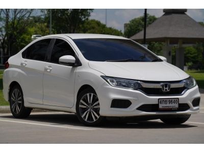 2014จด15 HONDA City 1.5 v สีขาว รูปที่ 1