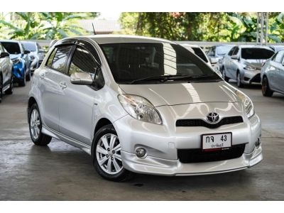 2012 toyota yaris 1.5 E สีเทา รูปที่ 1