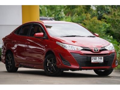 2017 TOYOTA YARIS ATIV 1.2 J A/T สีแดง รูปที่ 1