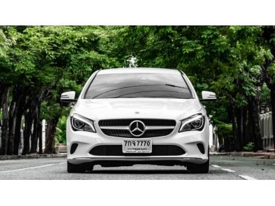 2018 Mercedes Benz CLA200 AT สวยเกินปุยมุ่ย รูปที่ 1