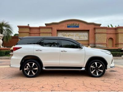 2019 TOYOTA FORTUNER 2.8 TRD SPORTIVO BLACK TOP รูปที่ 1