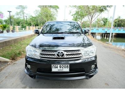 TOYOTA FORTUNER 2.5G เกียร์ธรรมดา สีดำ ปี 2010 รูปที่ 1