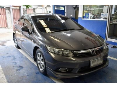 ขาย HONDA CIVIC (FB) 1.8 S A/T ปี 2013 (เจ้าของขายเอง มือเดียวป้ายแดง) รูปที่ 1