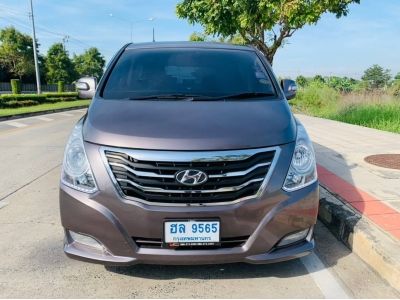 2015 HYUNDAI H-1 2.5 ELITE A2 รถบ้านสวยๆไม่เคยมีอุบัติเหตุ รูปที่ 1