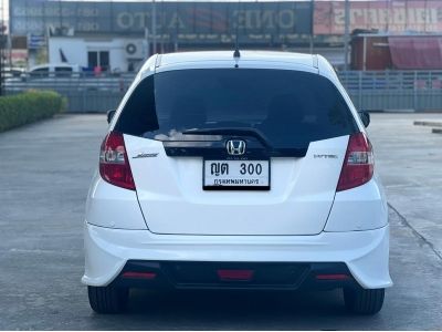 2012 HONDA JAZZ GE 1.5V เครดิตดีฟรีดาวน์ รูปที่ 1