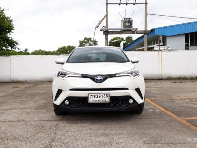 TOYOTA C-HR 1.8 HYBRID HI CC. ปี 2018 สี ขาว เกียร์ Auto รูปที่ 1