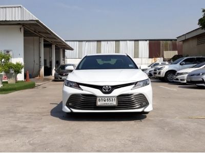 TOYOTA CAMRY 2.0 G CC. ปี 2019 สี ขาว เกียร์ Auto รูปที่ 1