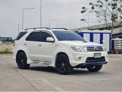 2010 TOYOTA FORTUNER 3.0 V TRD 4WD รูปที่ 1