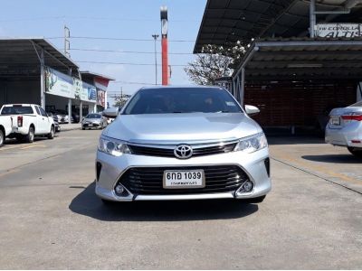 TOYOTA CAMRY 2.0 G (MC) เบาะส้ม CC. ปี 2017 สี เงิน เกียร์ Auto รูปที่ 1