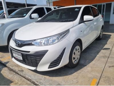 TOYOTA YARIS 1.2 ENTRY CC. ปี 2020 สี ขาว เกียร์ Auto รูปที่ 1