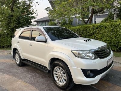 2013 Toyota Fortuner 3.0 V AT 4FWD สีขาว  ➡️มือเดียว รถบ้าน ตัวท๊อป ดีเซล เจ้าของขายเอง รูปที่ 1