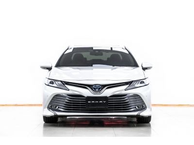 2019 TOYOTA CAMRY 2.5 HV เบนซิน ไฟฟ้า  ผ่อน 9,959 บาท 12 เดือนแรก รูปที่ 1