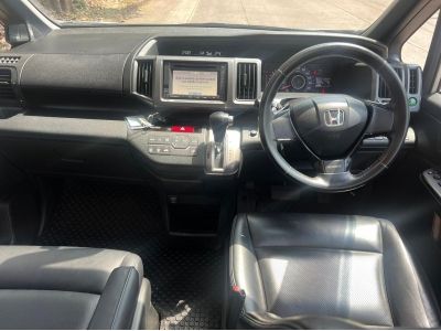 2012 Honda Stepwagon  2.0 JP รูปที่ 1