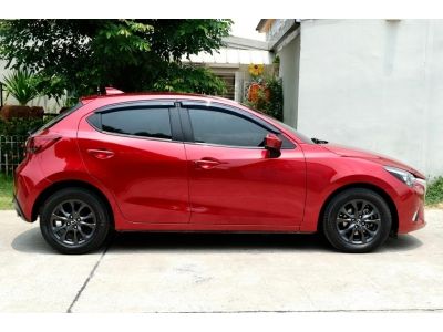 Mazda 2 1.3 Sports High Connect ปี2019 ออโต้ เบนซิน สีแดง รูปที่ 1