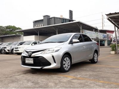 ปี 2017 TOYOTA SOLUNA VIOS 1.5 J (MC) CC. สี เงิน เกียร์ Auto รูปที่ 1