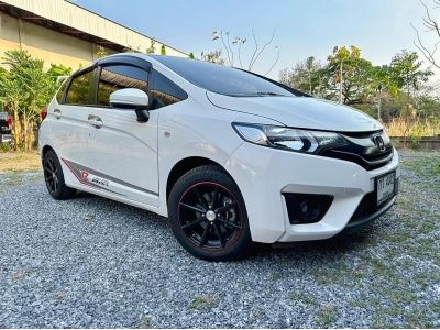 Honda Jazz 1.5 i-VTEC รุ่น S เกียร์ Auto ปี 2017 รูปที่ 1