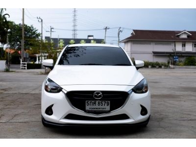 Mazda 2 1.5 ดีเซล  สีขาว เกียร์ออโต้ ปี 2017 รูปที่ 1