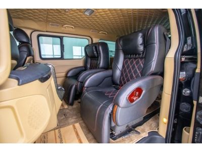 2012 HYUNDAI H-1 2.5 DELUXE ผ่อนเพียง 6,498 บาท 12 เดือนแรก รูปที่ 1