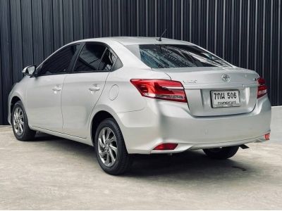 NEW TOYOTA VIOS 1.5 E เกียร์ ออโต้ สีเทา ปี 2018 รูปที่ 1