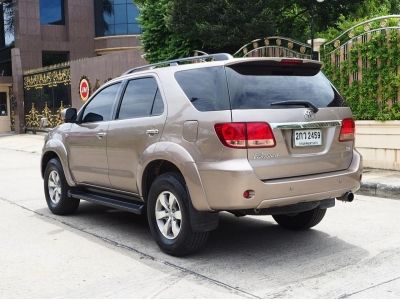 TOYOTA FORTUNER 3.0 V 4WD ปี 2005 จดปี 2006 เกียร์AUTO รูปที่ 1