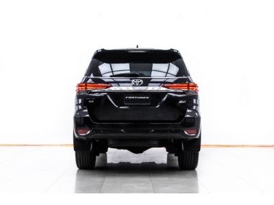 2016 TOYOTA FORTUNER 2.8 V 4WD ผ่อน 8,229 บาท 12 เดือนแรก รูปที่ 1