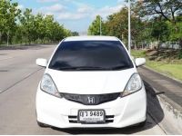 HONDA JAZZ 1.5S เกียร์ออโต้ สีขาว MY2011 รูปที่ 1