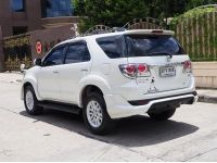 TOYOTA FORTUNER 3.0 V (CHAMP) ปี 2013 AUTO 5 SPEED สีขาวมุก(นิยมสุด) รูปที่ 1