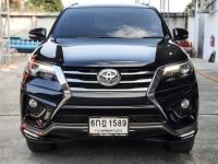 Toyota Fortuner 2.8 TRD 4x4 Blacktop TOP ปี 2017 รถสวยใหม่มากๆ รูปที่ 1