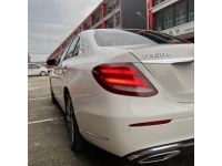 ขายด่วน รถ Mercedes Benz E350e ปี 2019 สีขาว รูปที่ 1