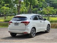 2015 HONDA HRV 1.8 EL SUNROOF รถ Hatchback 5 ประตู ยอดนิยม options เสริมฝาท้าย เปิด ปิด ไฟฟ้า และ จอ DVD รูปที่ 1