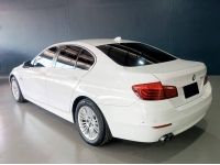 BMW 520i LUXURY LCI สีขาวเบาะสีน้ำตาลมอคค่าModel year 2014 รูปที่ 1