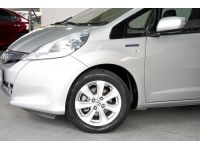 HONDA JAZZ 1.3 HYBRID AT ปี2013 จด2015 สีเทา รูปที่ 1