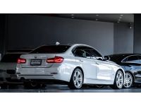 2017 BMW 330E 2.0 Sport รถเก๋ง 4 ประตู รถศูนย์ บุ๊ค คู่มือ กุญแจครบ จองด่วนที่นี่ รูปที่ 1