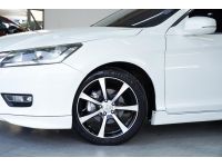 HONDA ACCORD 2.0 EL NAVI AT ปี 2013 สีขาว รูปที่ 1