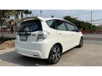 2014 Honda JAZZ 1.3 Hybrid รถเก๋ง 5 ประตู รถบ้านมือเดียวสวยกริบไม่มีชนหายากประหยัด รูปที่ 1