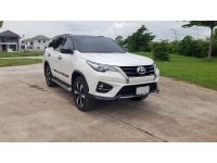 ขาย 2020 Toyota Fortuner 2.8 trd2 รูปที่ 1