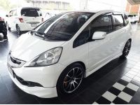 HONDA JAZZ 1.5SV I-VTEC AUTO ปี 2009 สีขาว รูปที่ 1