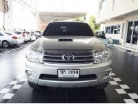 TOYOTA FORTUNER 3.0V AUTO 4WD ดีเซล ปี 2009 สีเทา บรอนซ์เงิน รูปที่ 1