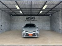 Toyota Camry 2.5 HV-E HYBBRID 2020 AT สีเทา รูปที่ 1