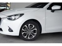 MAZDA 2 1.5 L Diesel High AT 5 ประตู ปี 2015 สีขาว รูปที่ 1