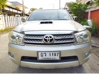 2010 TOYOTA FORTUNER 3.0V เครื่องVGS TURBO ออโต้ ดีเซล รถบ้านสวยจัดน๊อตไม่ขยับ เจ้าของขายเอง ซื้อสดไม่มีVAT เครดิตดีฟรีดาวน์ รูปที่ 1