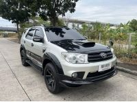 Toyota FORTUNER 3.0 at 4wd 2005 จด2006  รถสวยขับดี ราคา 279000 เอกสารครบ พร้อมโอน รูปที่ 1