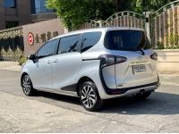 TOYOTA SIENTA 1.5 V ปี 2018 เกียร์AUTO CVT 7 SPEED สภาพป้ายแดง รูปที่ 1