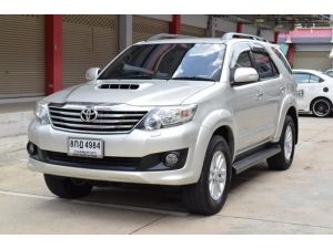 Toyota Fortuner 3.0 (ปี 2013) V SUV AT รูปที่ 2