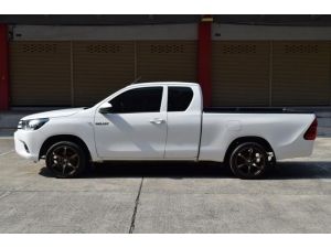 Toyota Hilux Revo 2.4 ( ปี 2017 ) SMARTCAB J รูปที่ 2