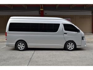 Toyota Hiace 2.5 COMMUTER D4D Van MT รูปที่ 2