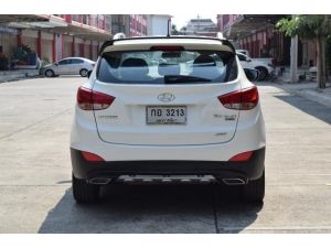 Hyundai Tucson 2.0 D SUV AT รูปที่ 2