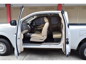 Nissan NP 300 Navara 2.5 S รูปที่ 2