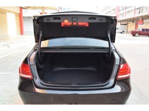 Mercedes-Benz E200 2.0 W212 (ปี 2013) Executive Sedan AT รูปที่ 2