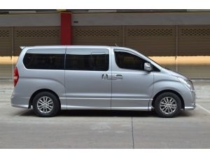 Hyundai H-1 2.5 ( ปี 2014 ) Deluxe Van AT รูปที่ 2